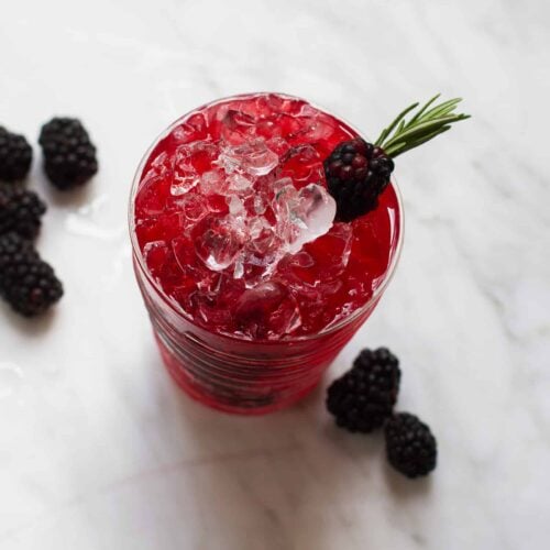 Pomegranate Blackberry Bramble Cocktail Recipe