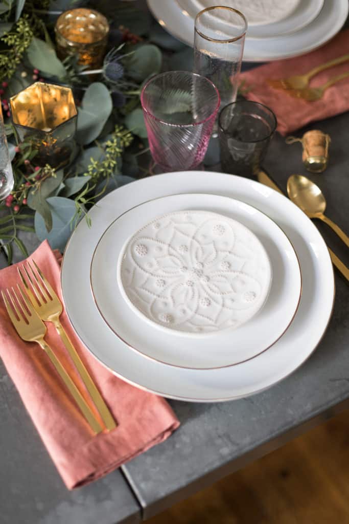 Holiday Entertaining Tips Table Decor