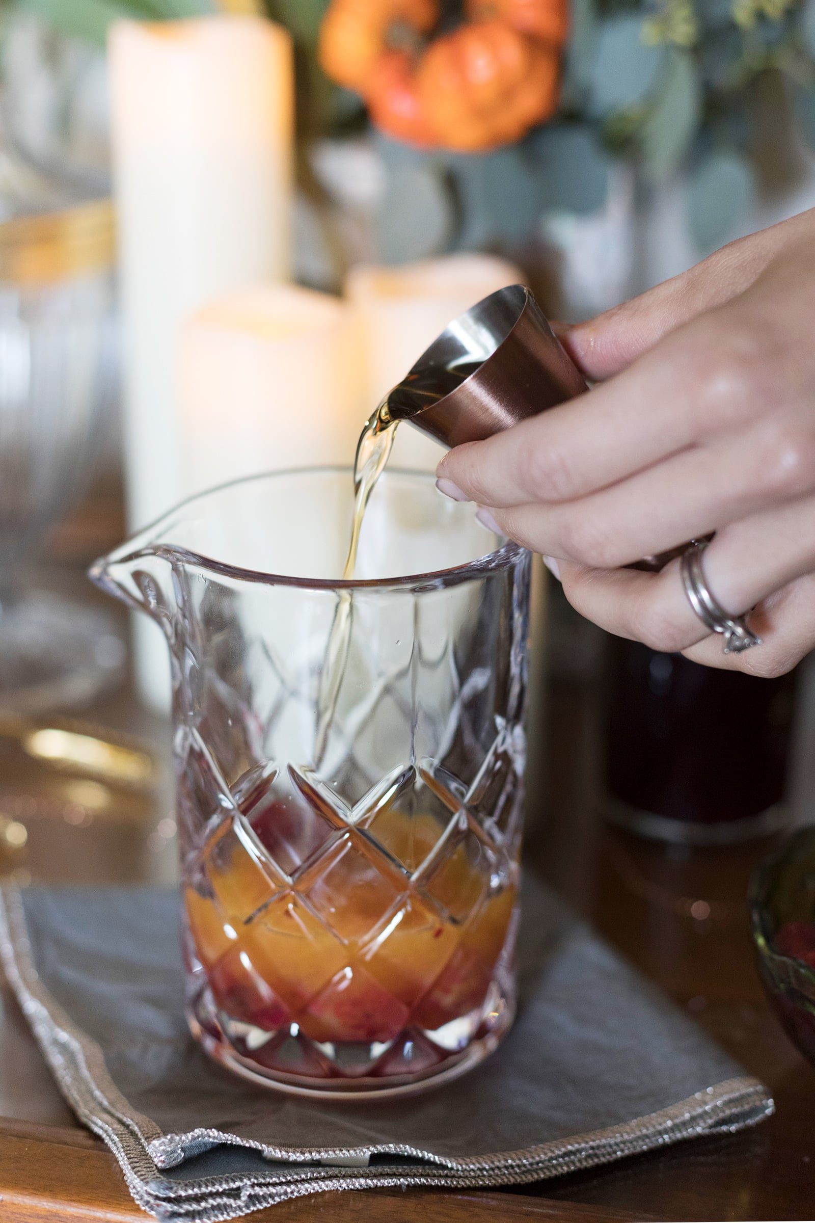 Tips For A Last-Minute Holiday Cocktail Party @saltandwind