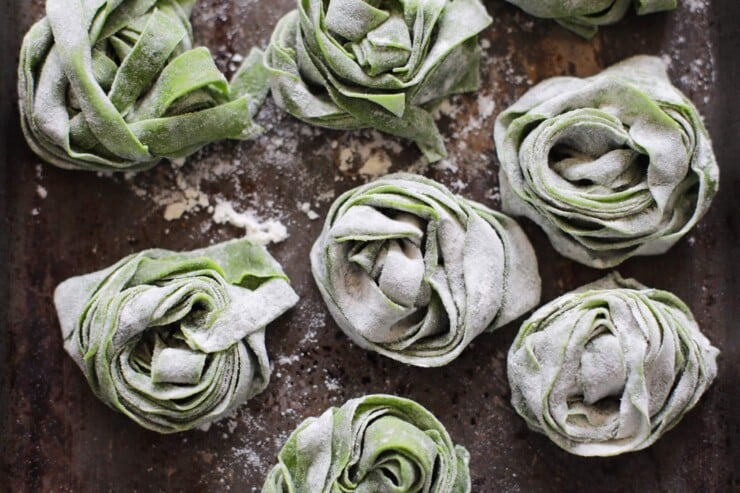 Homemade Fresh Spinach Pasta Recipe