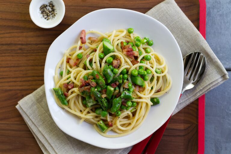Pea and Asparagus Pasta Carbonara Recipe
