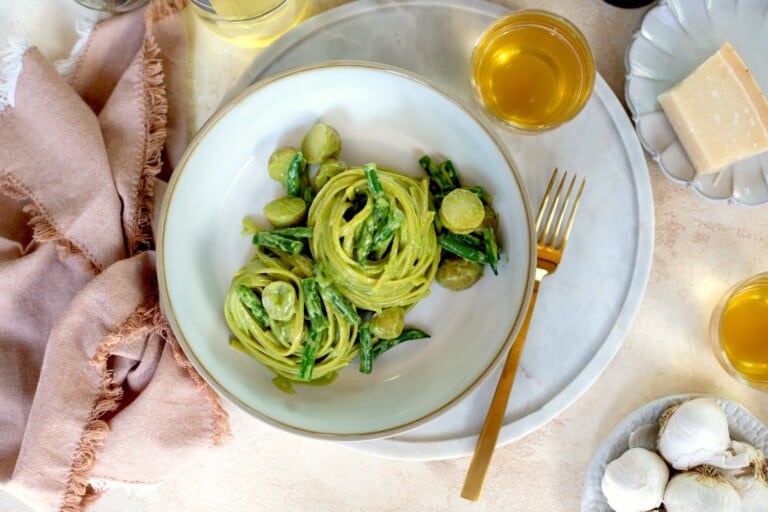 pasta with pesto potatoes and green beans